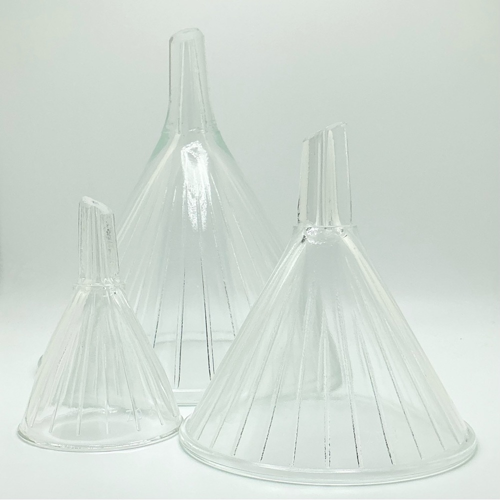 Set Of 3 Vintage Mooney Air Vent Ribbed Glass Funnels Laboratory  2,8 & 32 oz.